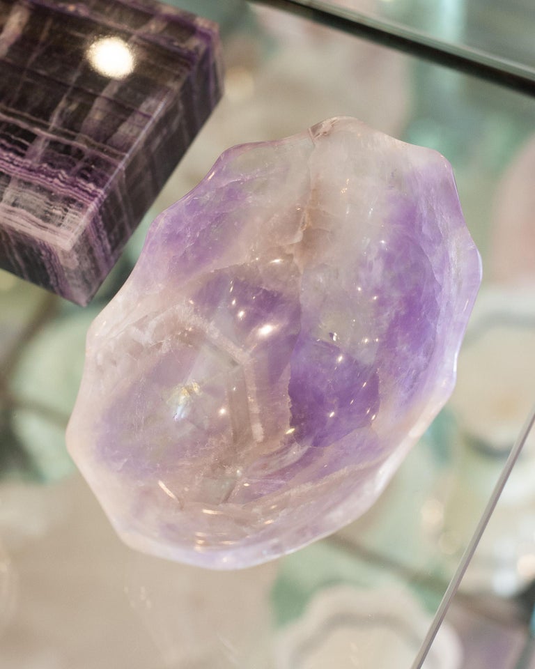 CONTEMPORARY SMALL SCALLOPED AMETHYST CRYSTAL BOWL WITH FOOT