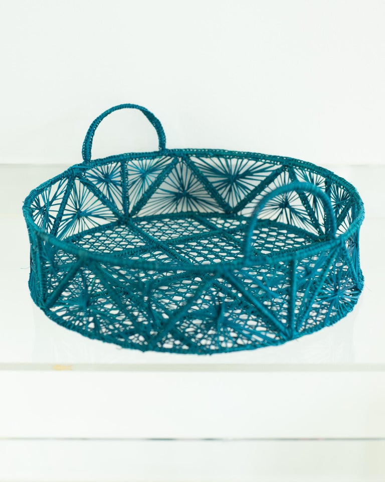 CONTEMPORARY ROUND HANDWOVEN TURQUOISE RATTAN SERVING TRAY / BASKET