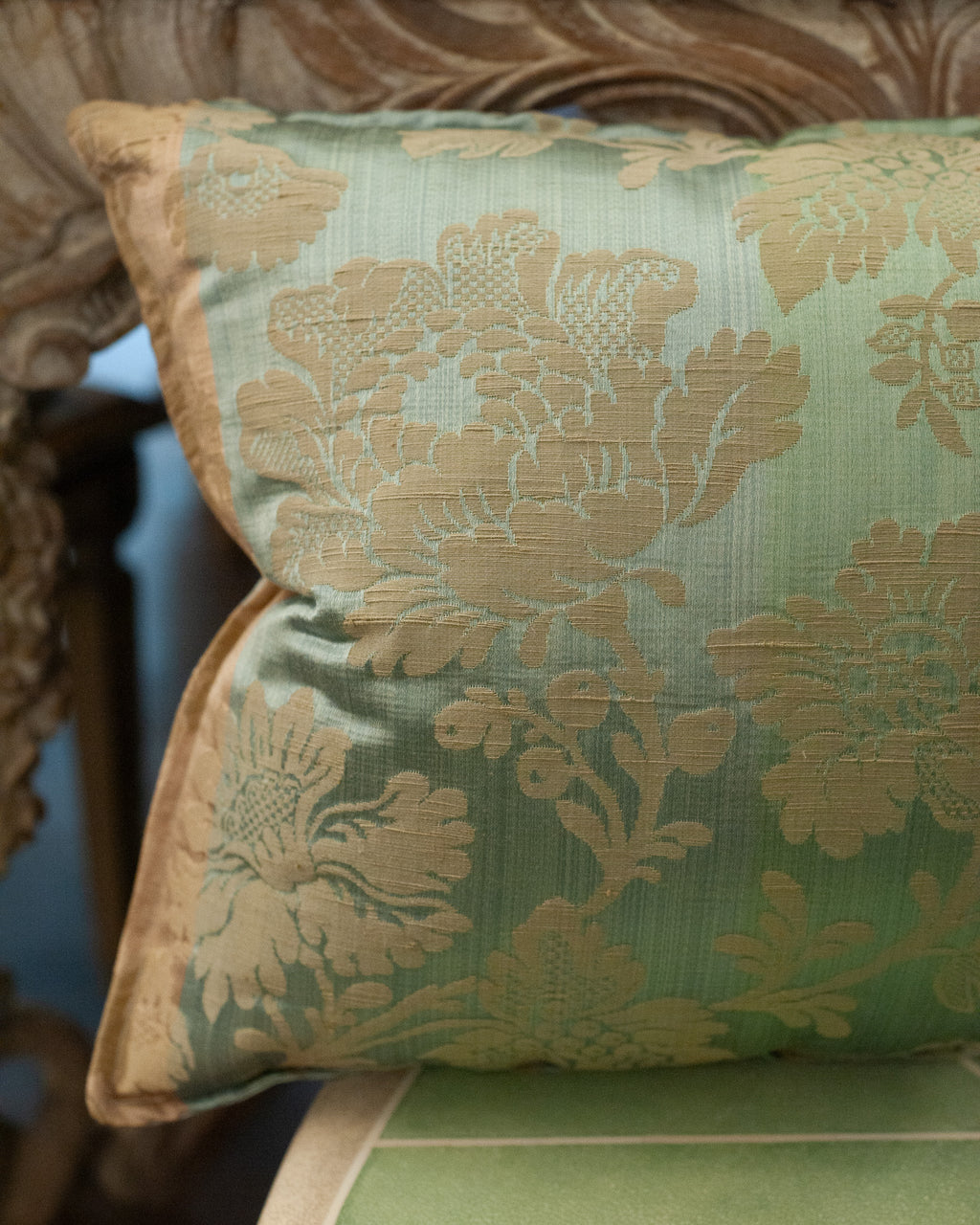 STUDIO MAISON NURITA MULTICOLOUR DÉGRADÉ FLORAL BROCADE PILLOW