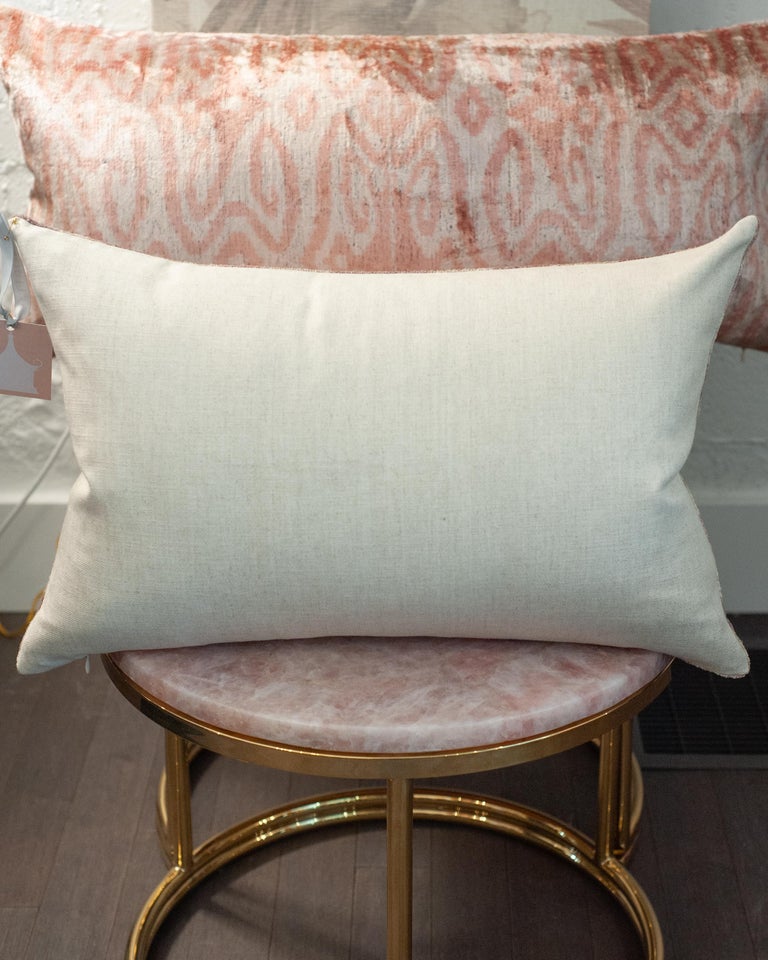 CONTEMPORARY LILAC AND SILVER SILK VELVET PILLOW WITH FLORAL MOTIF