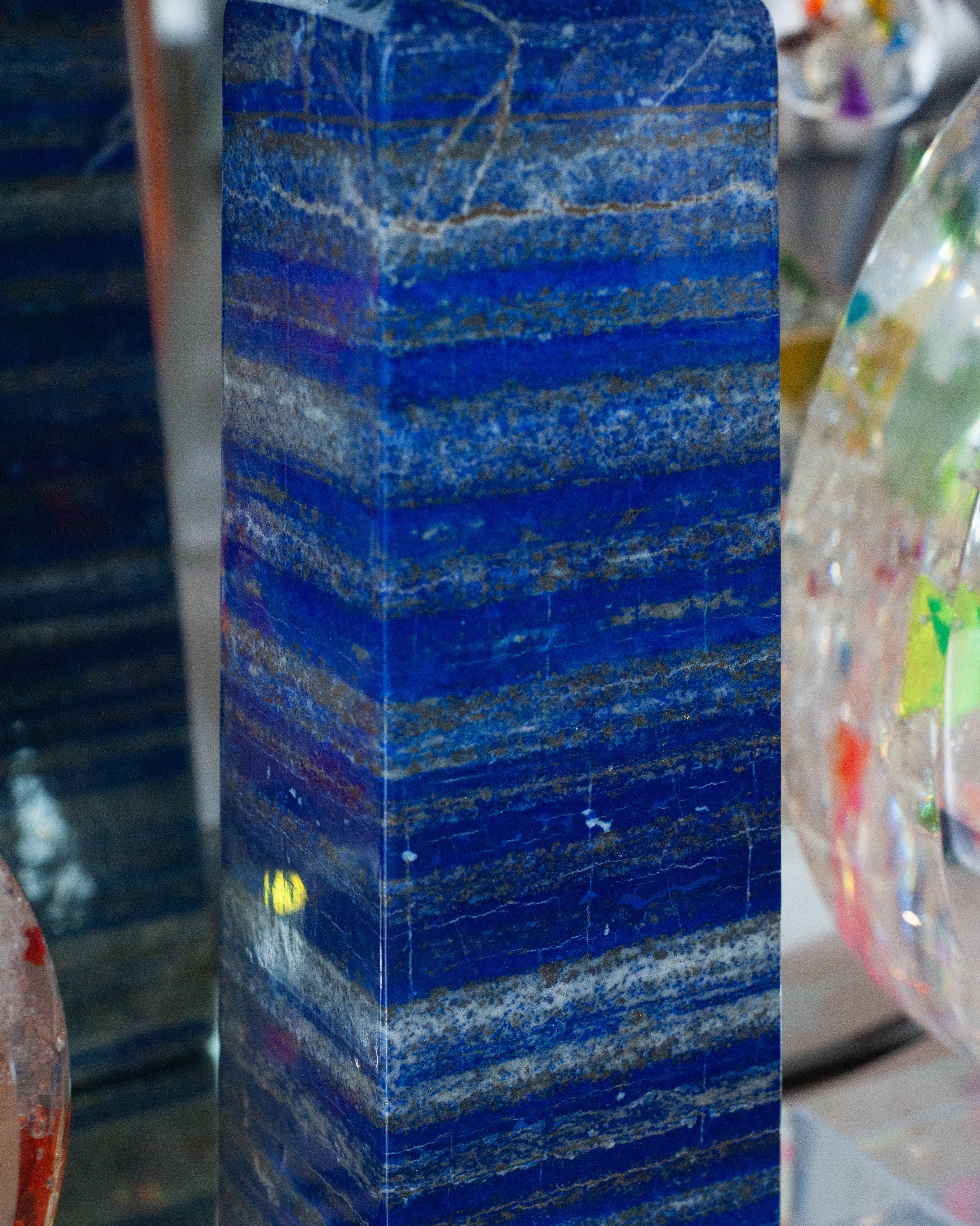 CONTEMPORARY LARGE SCALE VIVID BLUE LAPIS LAZULI STONE OBELISK