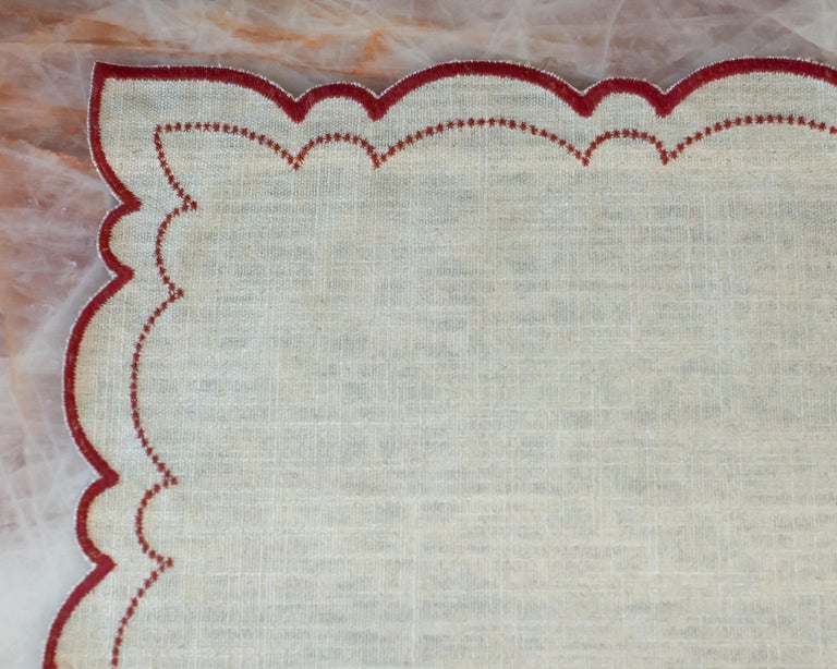 CONTEMPORARY SET OF 6 LEOPARD LINEN PLACEMATS WITH EMBROIDERED SCALLOPED EDGE