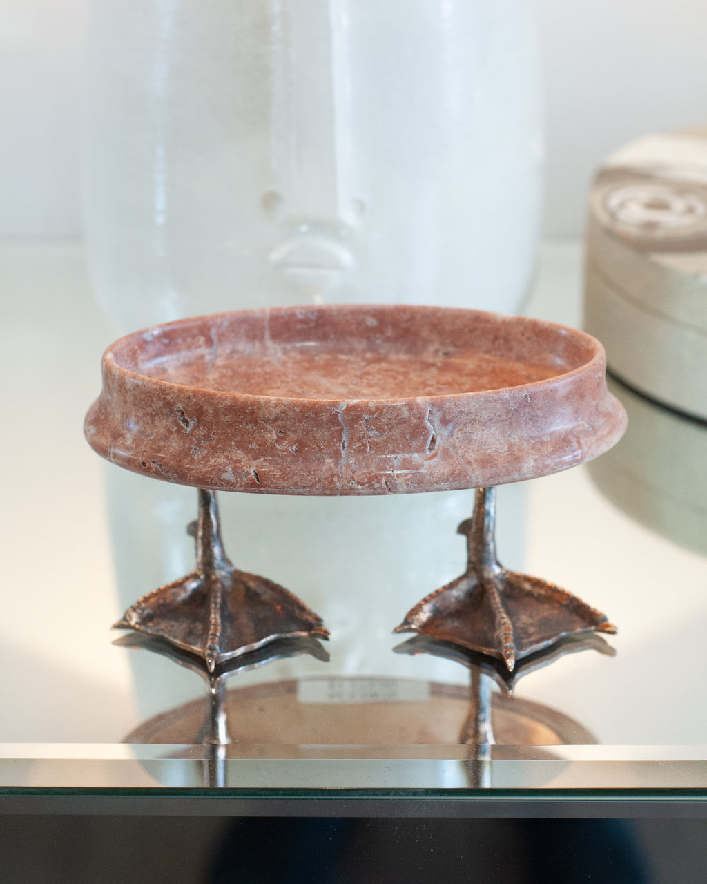 CONTEMPORARY PINK TRAVERTINE DISH WITH CAST BRONZE DUCK FEET