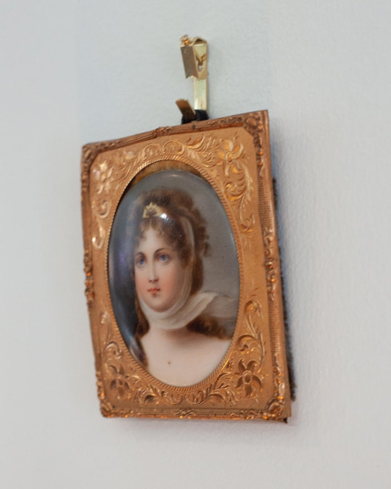 ANTIQUE MINIATURE PORTRAIT OF QUEEN LOUISE OF PRUSSIA