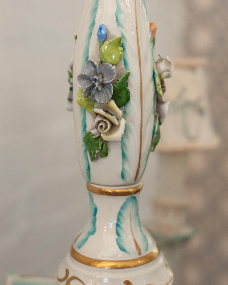 ANTIQUE MEISSEN-STYLE 5 ARM GLAZED PORCELAIN CHANDELIER WITH PORCELAIN FLORALS