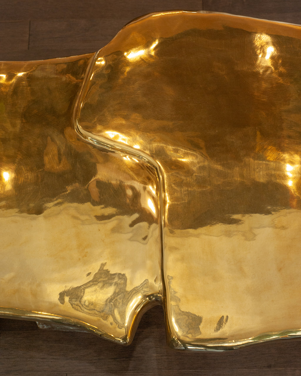 CONTEMPORARY POLISHED CAST BRASS SCULPTURAL LILYPAD COFFEE TABLE