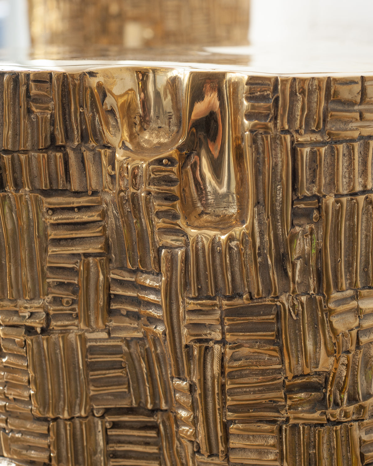 CONTEMPORARY POLISHED AND TEXTURED CAST BRASS SCULPTURAL LARGE LOG TABLE