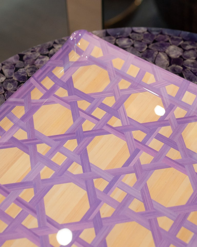 CONTEMPORARY WOVEN CANE PRINT ACRYLIC SERVING TRAY IN LILAC