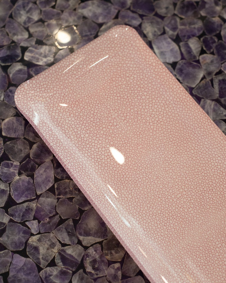 CONTEMPORARY SHAGREEN PRINT ACRYLIC LONG TRAY IN PINK