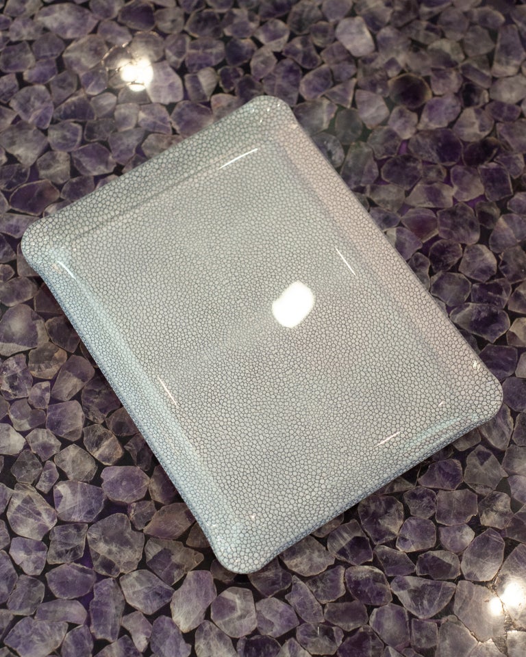 CONTEMPORARY SHAGREEN PRINT ACRYLIC SMALL TRAY IN LIGHT BLUE