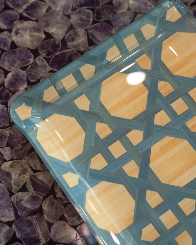 CONTEMPORARY WOVEN CANE PRINT ACRYLIC SMALL TRAY IN BLUE