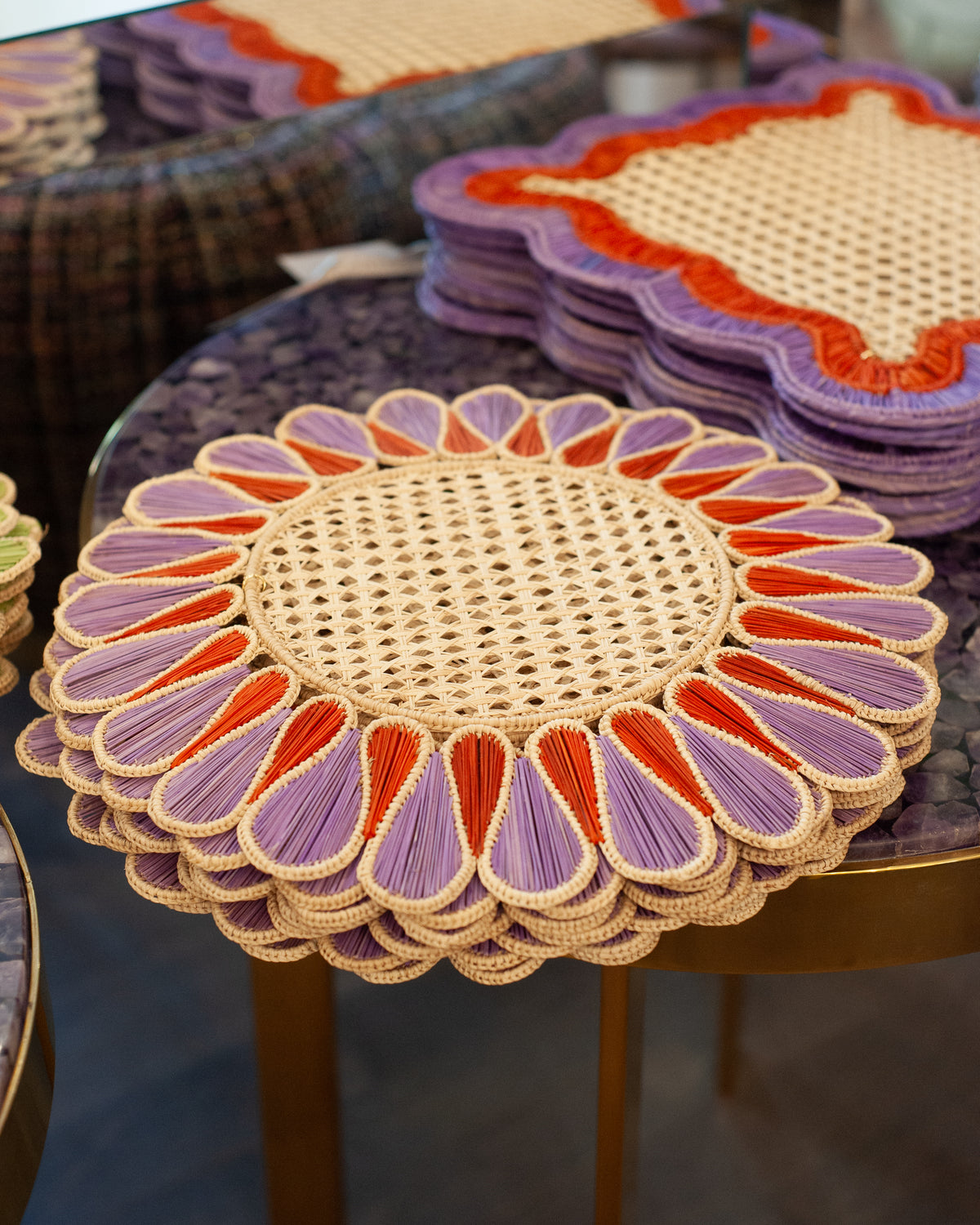 CONTEMPORARY SET OF 8 HANDWOVEN NATURAL RATTAN FEATHER PLACEMATS