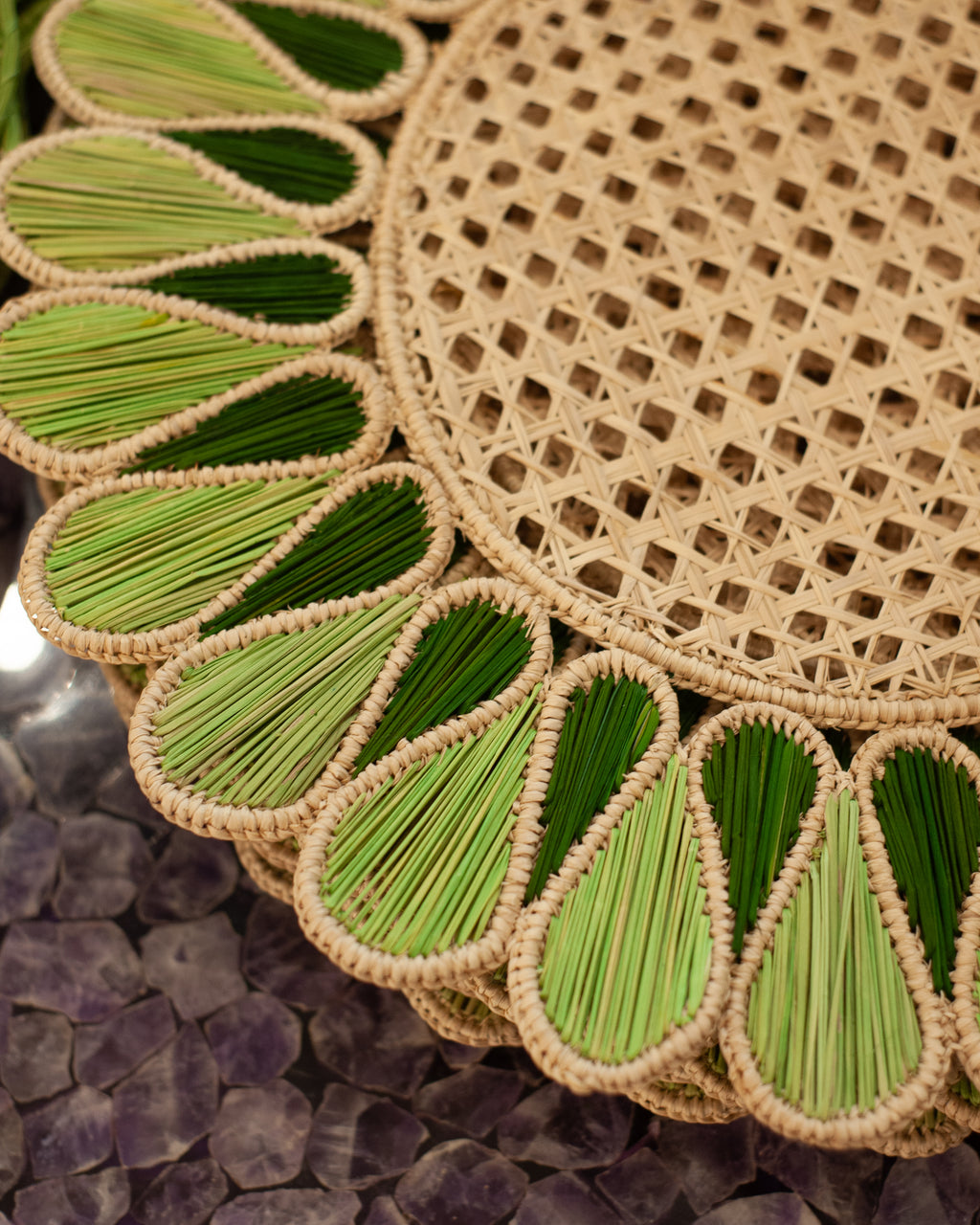 CONTEMPORARY SET OF 8 HANDWOVEN NATURAL RATTAN FEATHER PLACEMATS