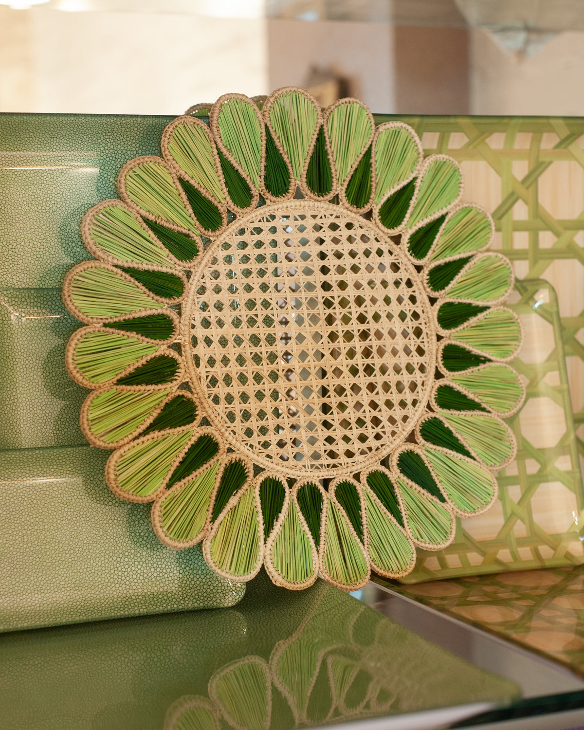 CONTEMPORARY SET OF 8 HANDWOVEN NATURAL RATTAN FEATHER PLACEMATS