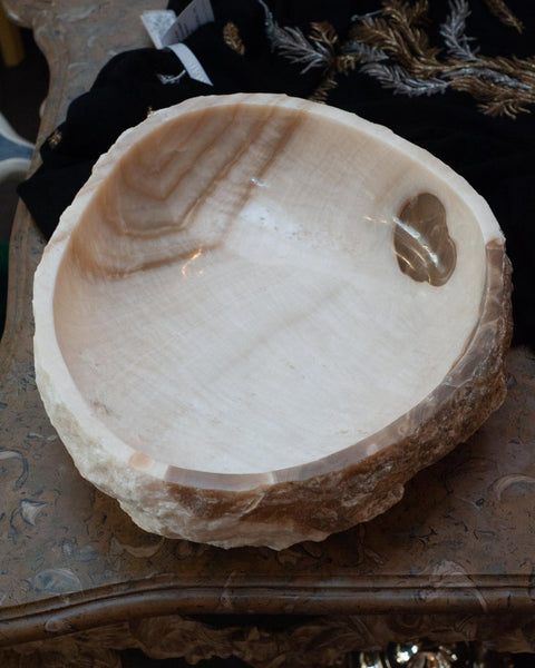 CONTEMPORARY MASSIVE RAW EDGE BANDED ONYX BOWL