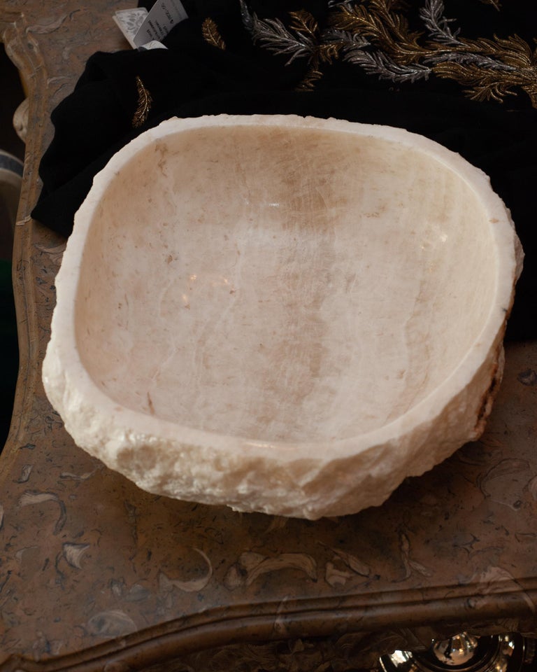 CONTEMPORARY MASSIVE RAW EDGE BANDED ONYX BOWL
