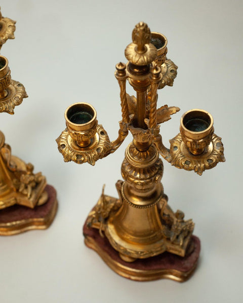 ANTIQUE PAIR OF PINK PORCELAIN AND BRONZE CANDLESTICKS WITH GILT WOOD BASE