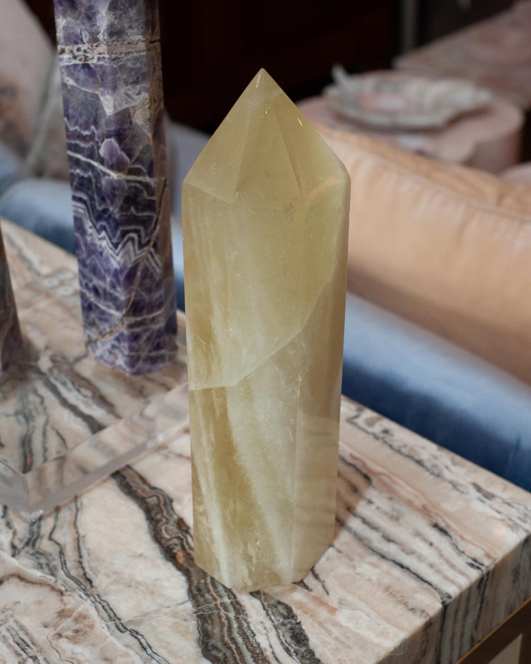 CONTEMPORARY LARGE GREEN ONYX OBELISK / CRYSTAL POINT