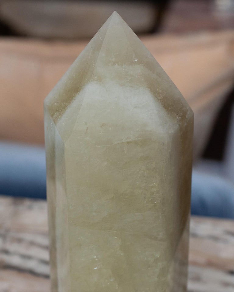 CONTEMPORARY SMALL GREEN ONYX OBELISK / CRYSTAL POINT