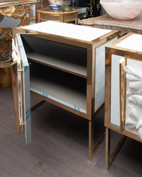 CONTEMPORARY PAIR OF GLASS AND BRASS NIGHTSTANDS WITH MID CENTURY BUTTERFLY PORCELAIN PANELS