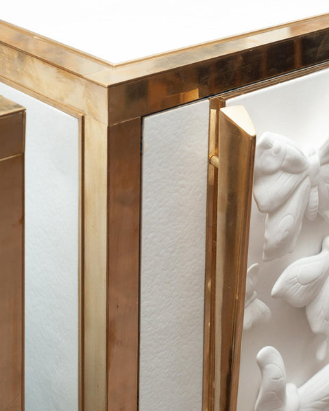 CONTEMPORARY PAIR OF GLASS AND BRASS NIGHTSTANDS WITH MID CENTURY BUTTERFLY PORCELAIN PANELS