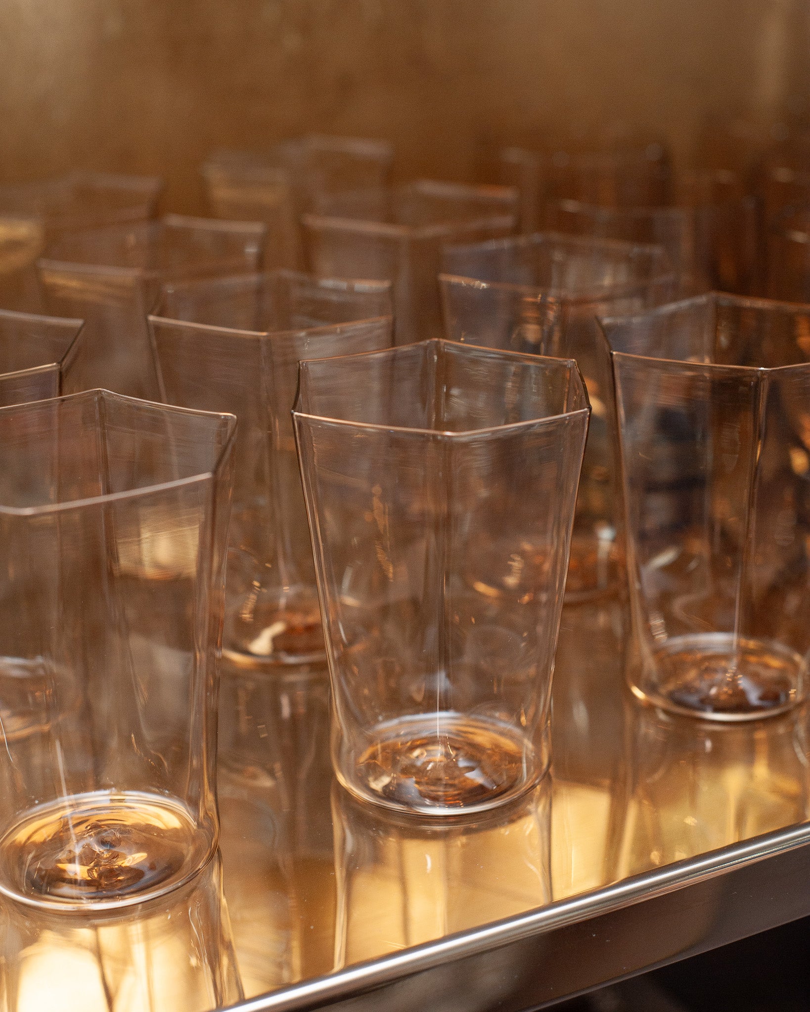 CONTEMPORARY SET OF 12 HEXAGONAL MURANO GLASS TUMBLERS