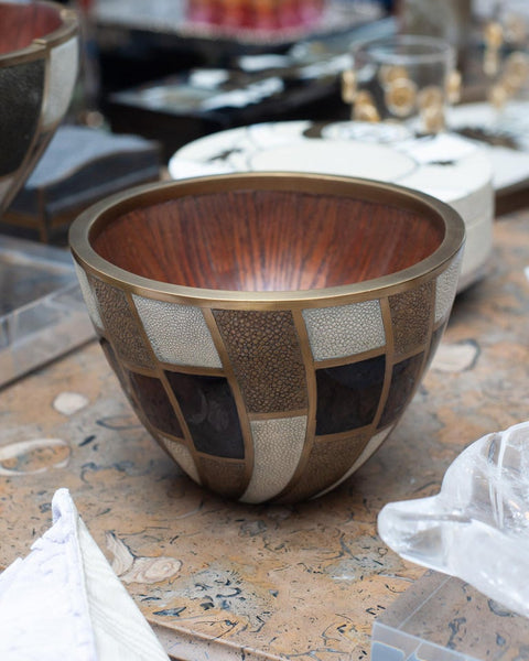 CONTEMPORARY R & Y AUGOUSTI BOWL WITH INLAID SHAGREEN, PENSHELL AND BRASS