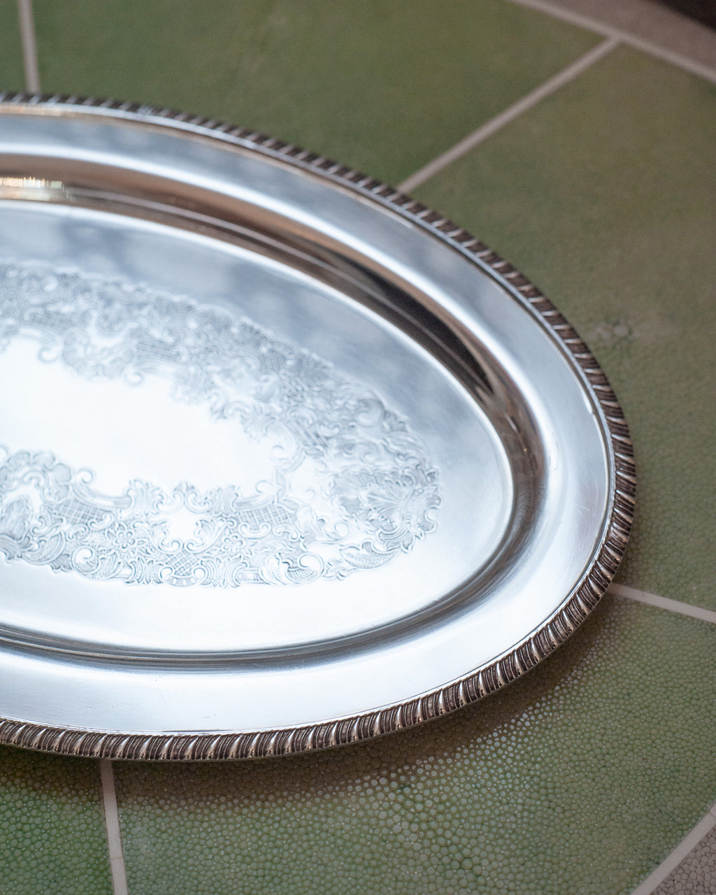 ANTIQUE SHEFFIELD REPRODUCTION SILVER PLATE OVAL SERVING TRAY