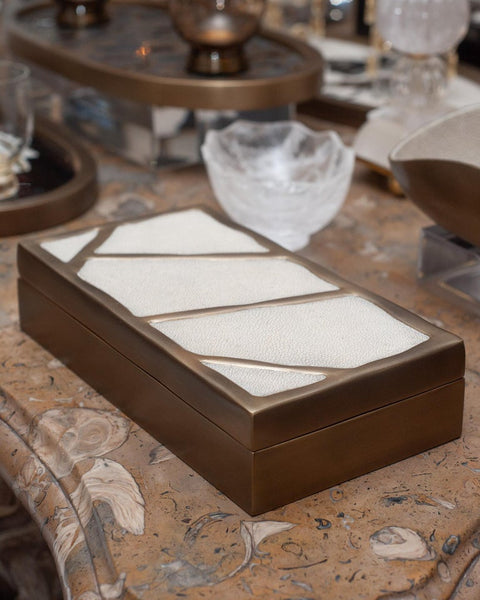 CONTEMPORARY KIFU PARIS BRASS BOX WITH CREME SHAGREEN INLAY