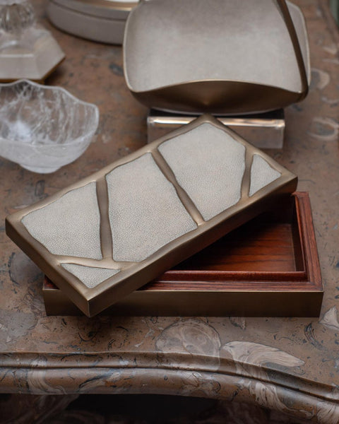 CONTEMPORARY KIFU PARIS BRASS BOX WITH CREME SHAGREEN INLAY