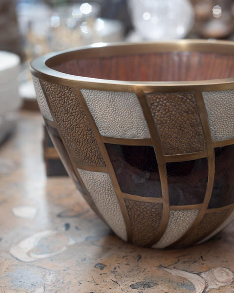 CONTEMPORARY R & Y AUGOUSTI BOWL WITH INLAID SHAGREEN, PENSHELL AND BRASS
