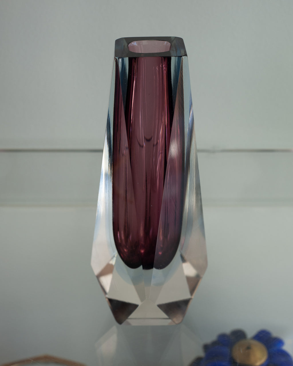 MID CENTURY MURANO "SOMMERSO" VASE IN CLEAR AND PURPLE BY FLAVIO POLI