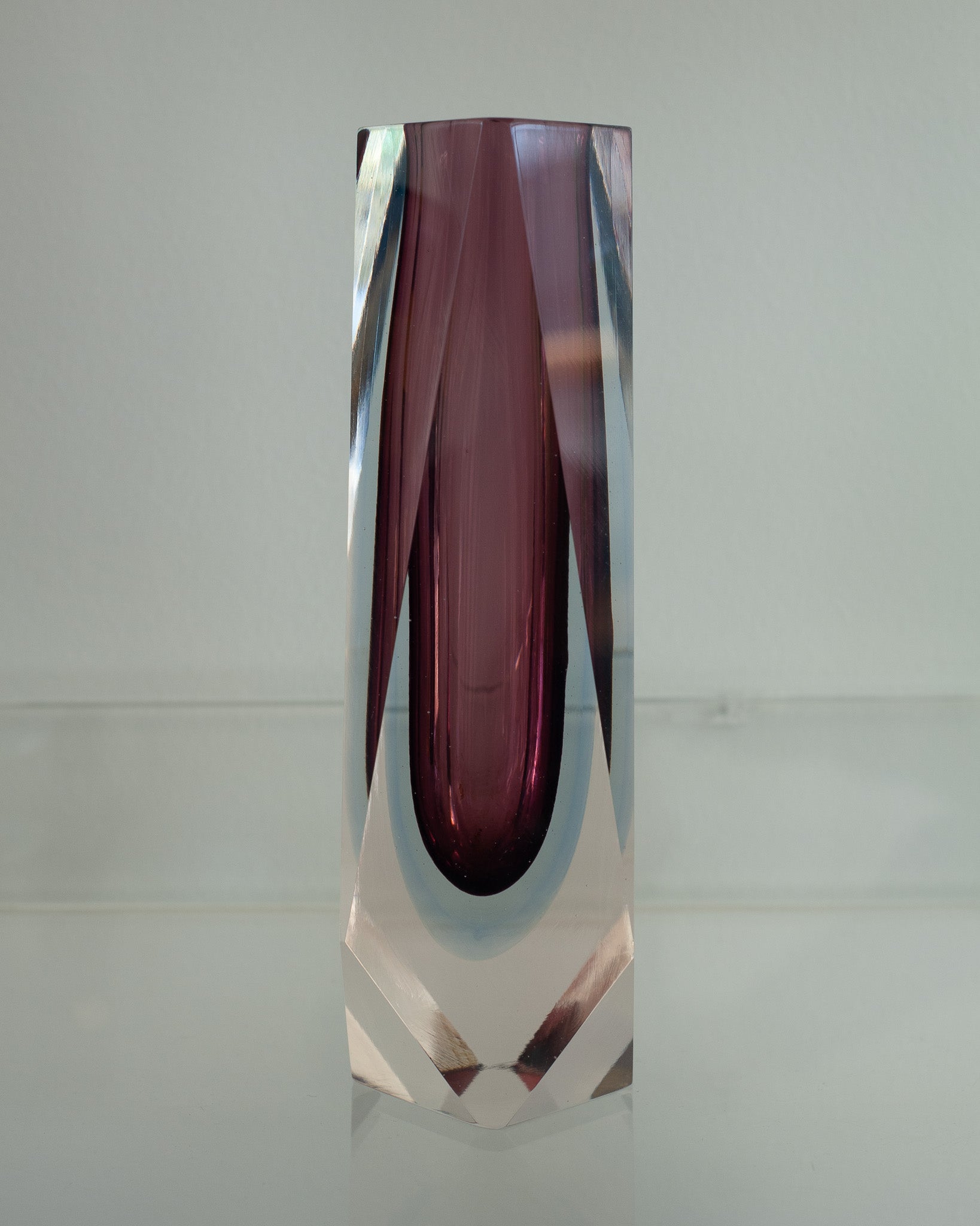 MID CENTURY MURANO "SOMMERSO" VASE IN CLEAR AND PURPLE BY FLAVIO POLI