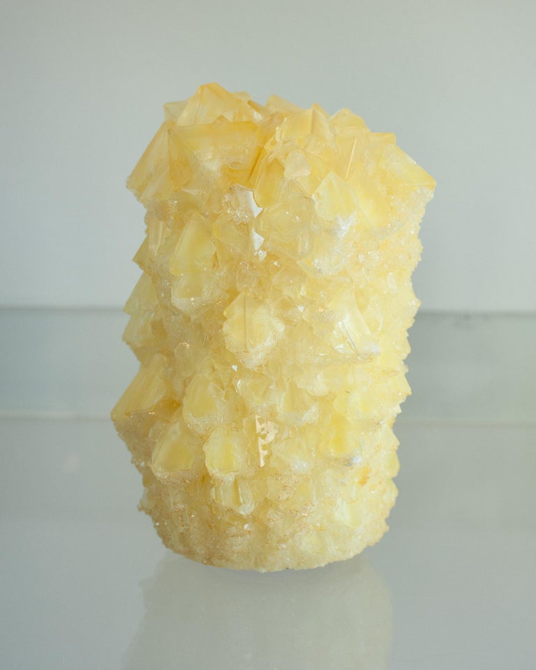 CONTEMPORARY CRYSTALLIZED VASE IN YELLOW BY ISAAC MONTÉ, NETHERLANDS