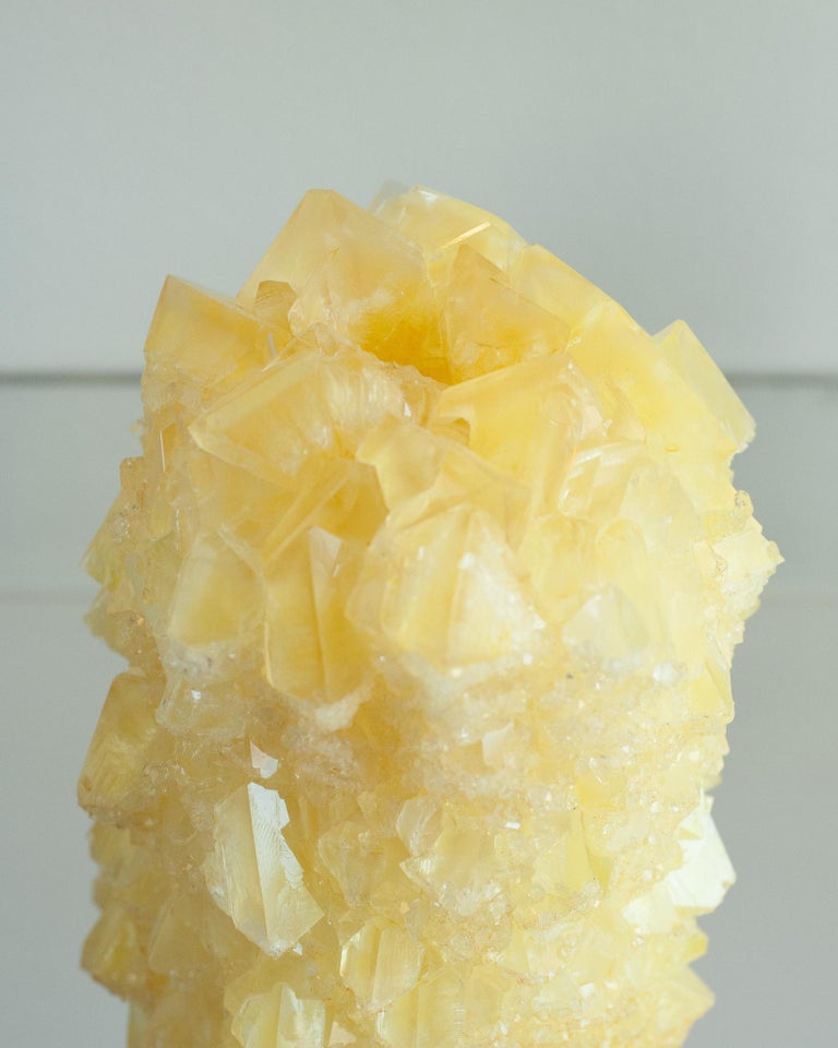 CONTEMPORARY CRYSTALLIZED VASE IN YELLOW BY ISAAC MONTÉ, NETHERLANDS