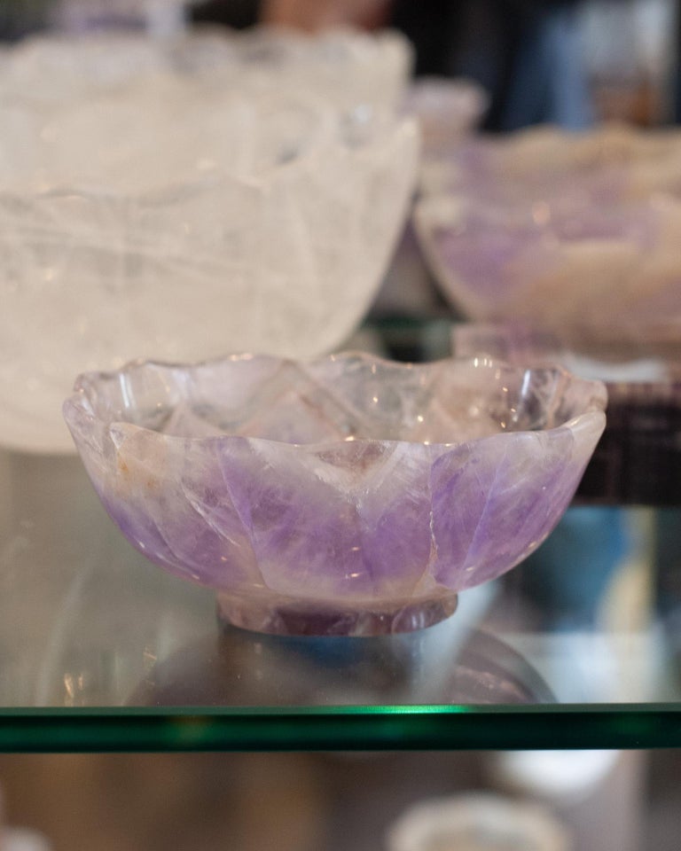 CONTEMPORARY SMALL SCALLOPED AMETHYST CRYSTAL BOWL WITH FOOT