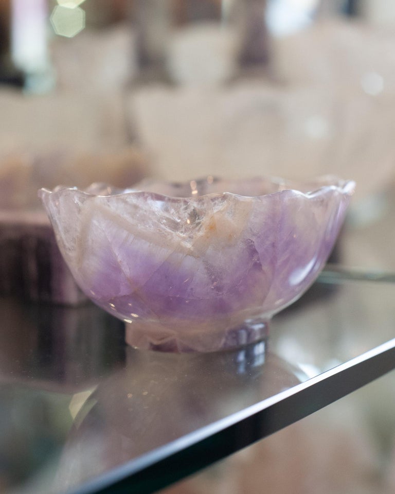 CONTEMPORARY SMALL SCALLOPED AMETHYST CRYSTAL BOWL WITH FOOT