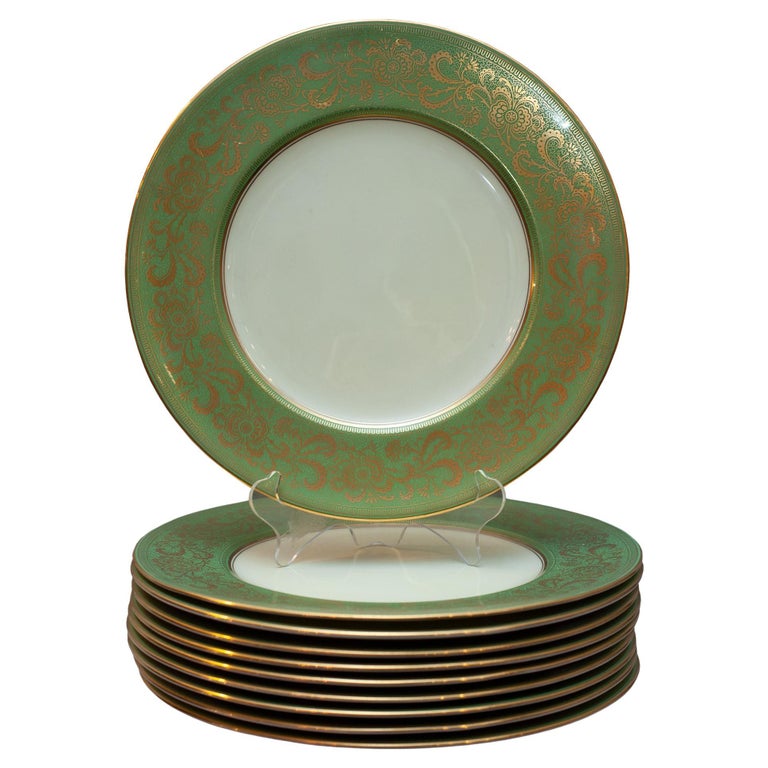 ANTIQUE SET OF 10 GREEN & GOLD DINNER PLATES