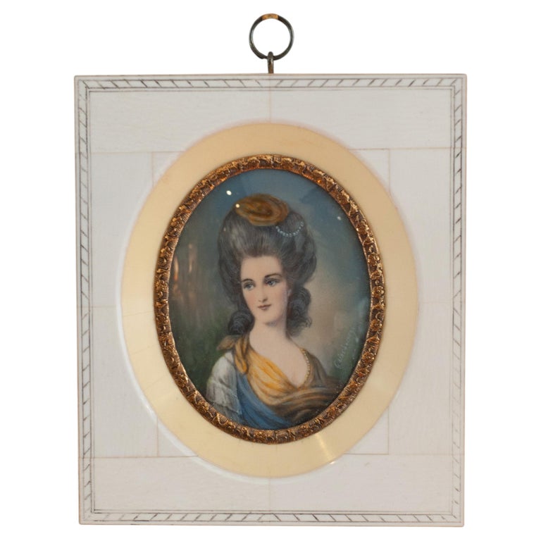 ANTIQUE MINIATURE PORTRAIT OF NOBLEWOMAN