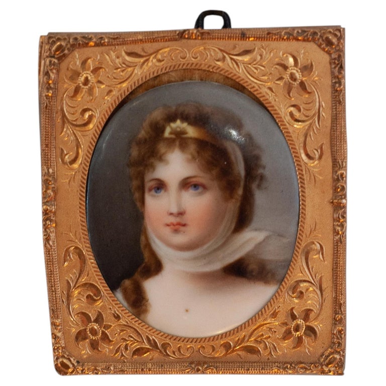 ANTIQUE MINIATURE PORTRAIT OF QUEEN LOUISE OF PRUSSIA
