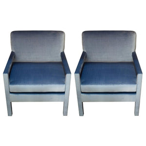 PAIR OF STUDIO MAISON NURITA PARSONS CHAIR UPHOLSTERED IN DELFT SILK VELVET