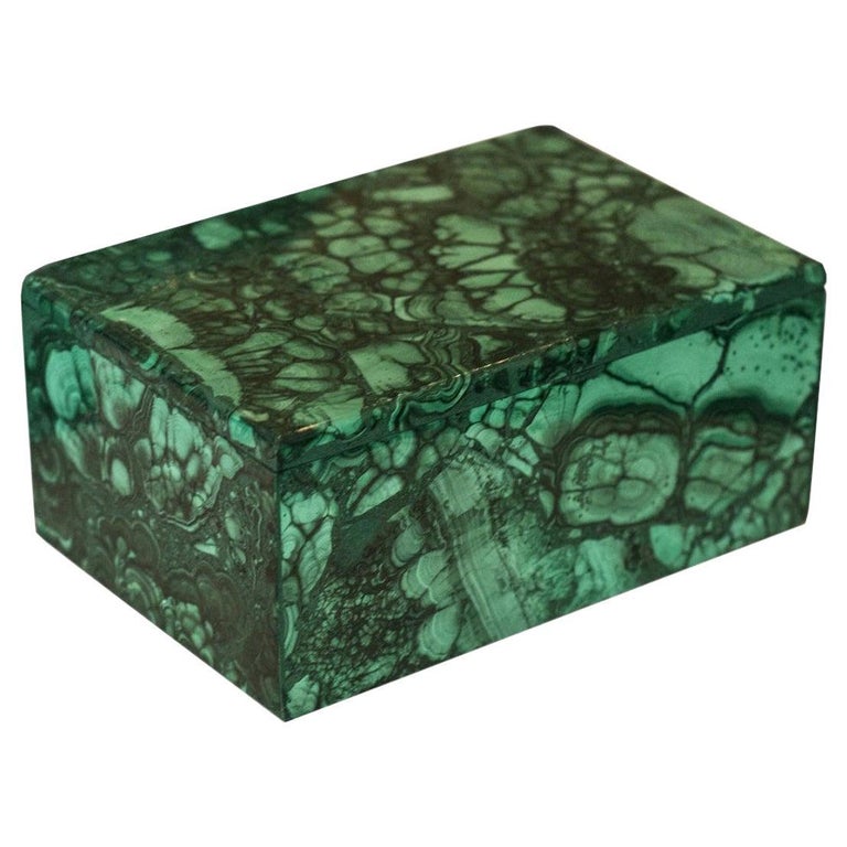 CONTEMPORARY MALACHITE BOX FROM PARIS