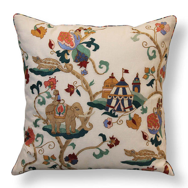 PAIR OF EMBROIDERED COTTON PILLOW WITH CIRCUS THEME