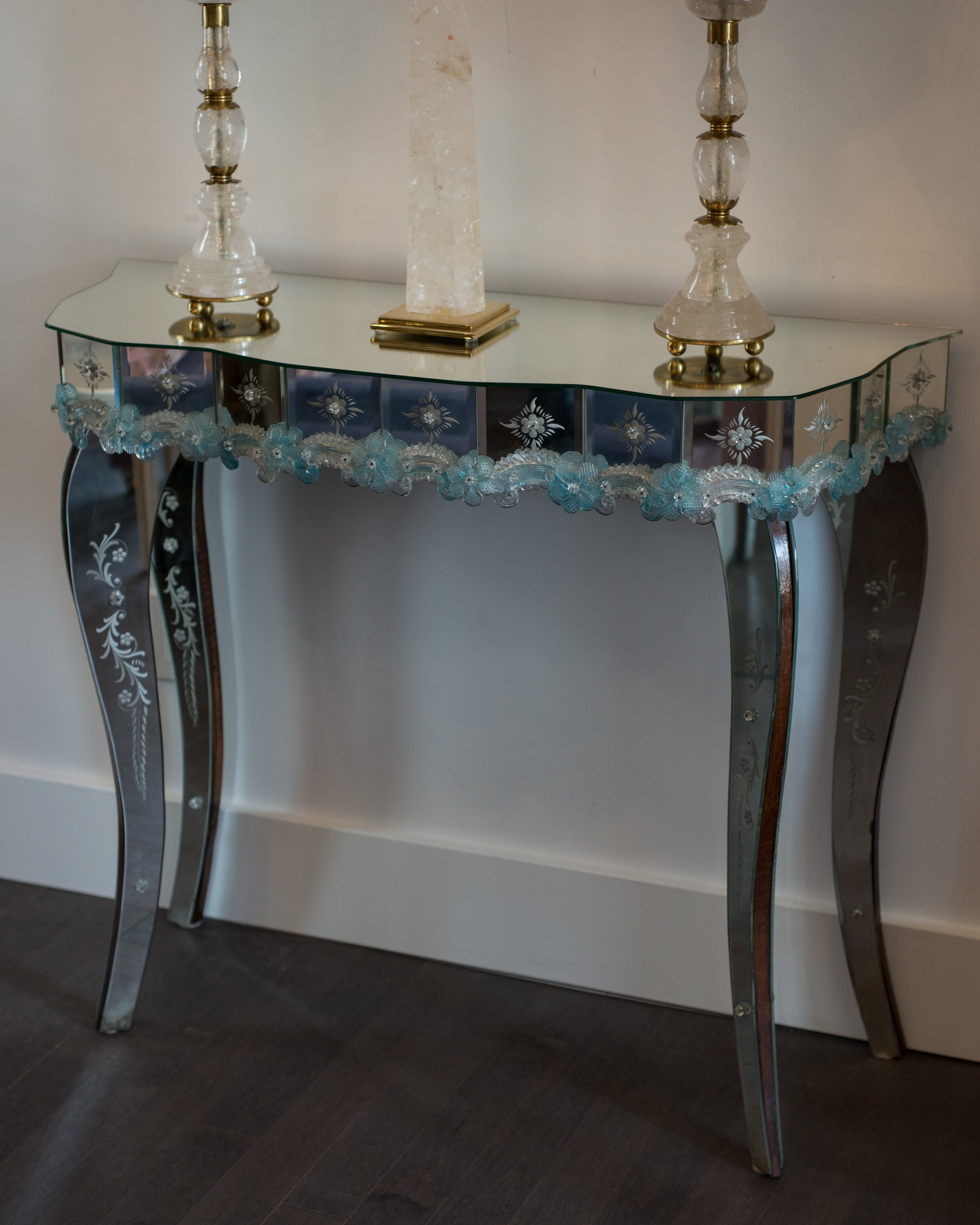 CONTEMPORARY MURANO MIRRORED CONSOLE WITH HAND BLOWN BLUE FLOWERS