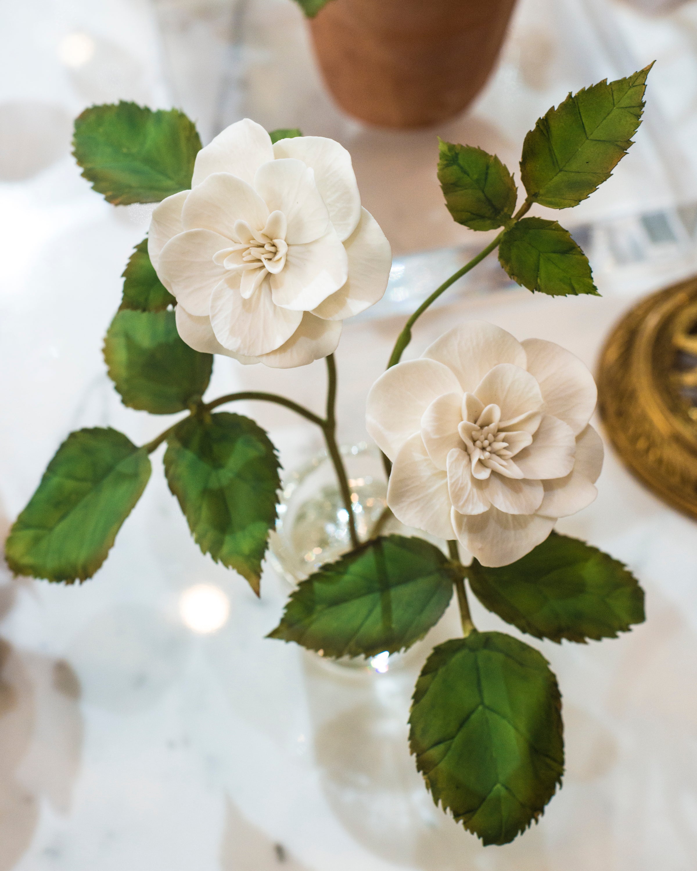 SMALL WHITE PORCELAIN ROSEBUSH