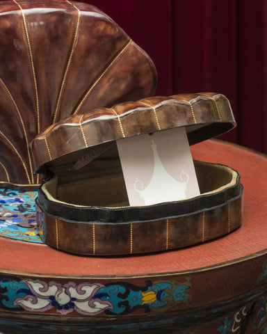 SMALL BROWN LEATHER SHELL BOX
