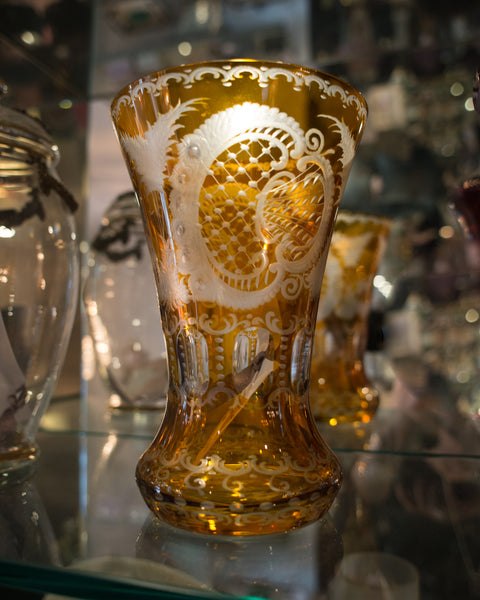 ANTIQUE BOHEMIAN AMBER ETCHED CRYSTAL VASE