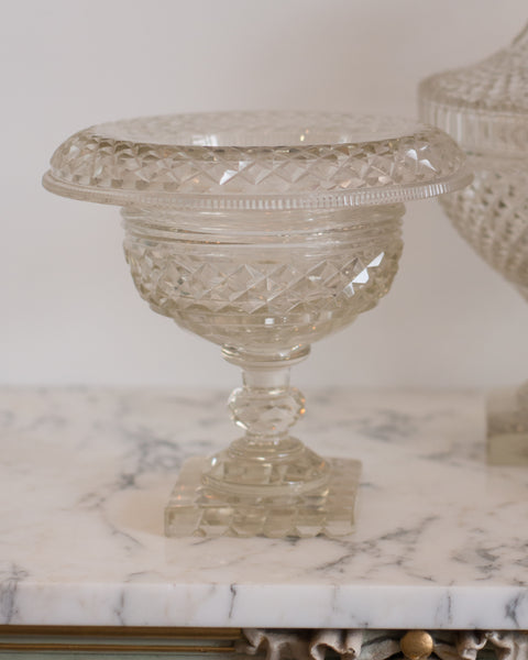ANTIQUE IRISH CUT CRYSTAL BOWL WITH ROLLED EDGE