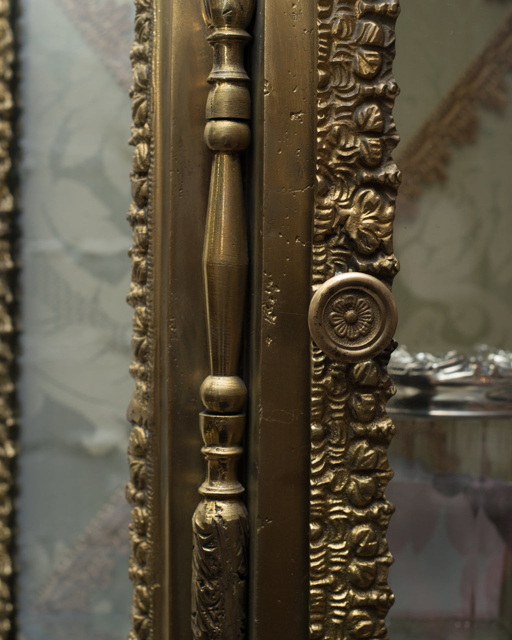 ANTIQUE BRONZE JEWELLERY CABINET