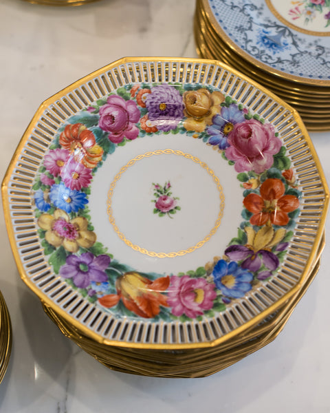 ANTIQUE SET OF 12 ORNATE DRESDEN GOLD AND FLORAL PLATES